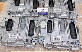 3910084300 Hộp điều khiển động cơ D6CG Trago