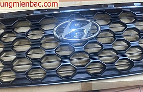 86350S1000 Mặt ca lăng Santafe 2018-2021