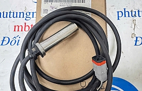 915548D550 Cảm biến tốc độ bánh trước Univer