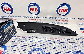 935703J100WK Công tắc kính tổng Veracrus