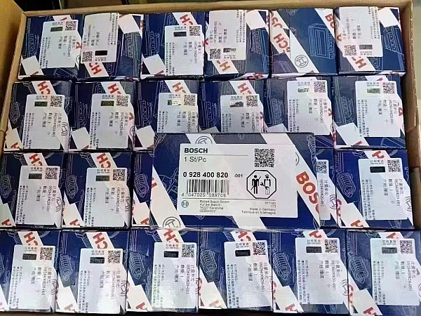 0928400820 Van đuôi bơm Yuchai