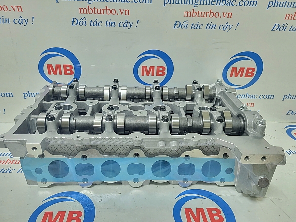 221002C050 Mặt máy tổng thành Grand Starex 2.4 xăng 