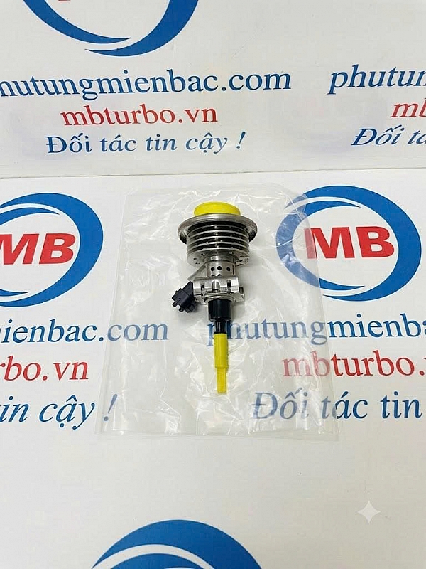 296304A800 Kim phun dung dịch Ure ( hệ thống làm sạch khí xả ) 