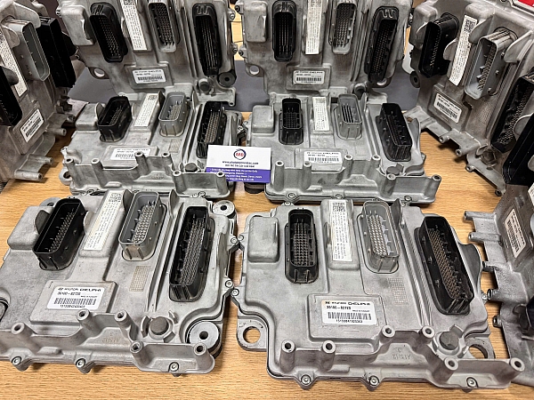 3910084300 Hộp điều khiển động cơ D6CG Trago Xcient bơm cần