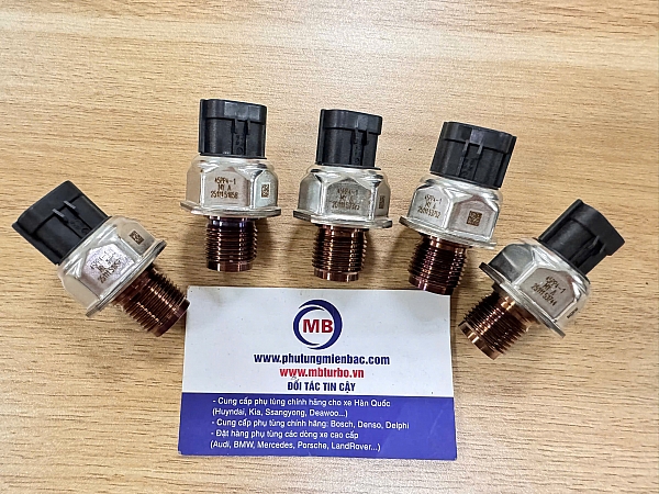 45PP4-1 Cảm biến áp suất nhiên liệu Nissan