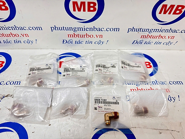 589287C001 Connector Hyundai 15T,Trago,Univer