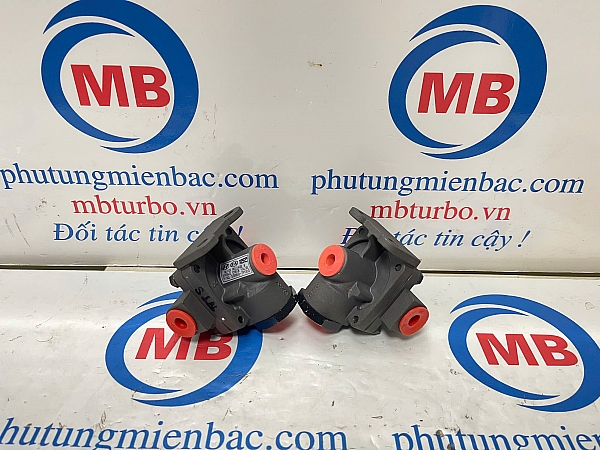 598608A451 Van xả hơi phanh Univer