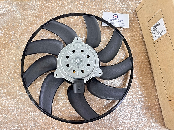 8K0959455R Quạt két nước Audi Q5 2010