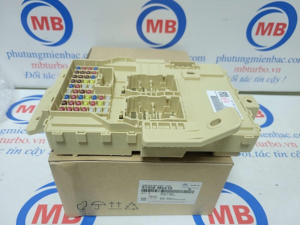 91950M6410 Hộp cầu chì trong xe Kia Cerato/K3