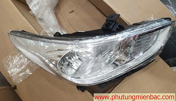 92102H6000 Đèn pha phải Accent 2018