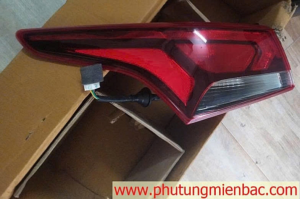 92401H6000 Đèn hậu ngoài trái  Accent