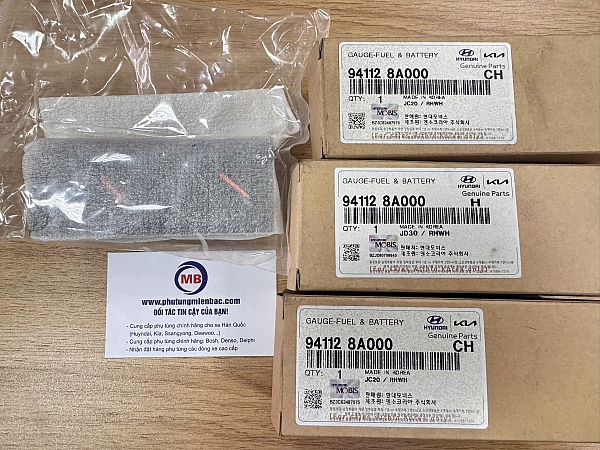 941128A000 Đồng hồ đo nhiên liệu và acquy Space