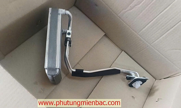 979272P000 Giàn lạnh sau Sorento 2010-2020
